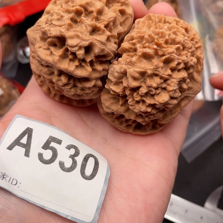 吊坠文玩核桃核桃