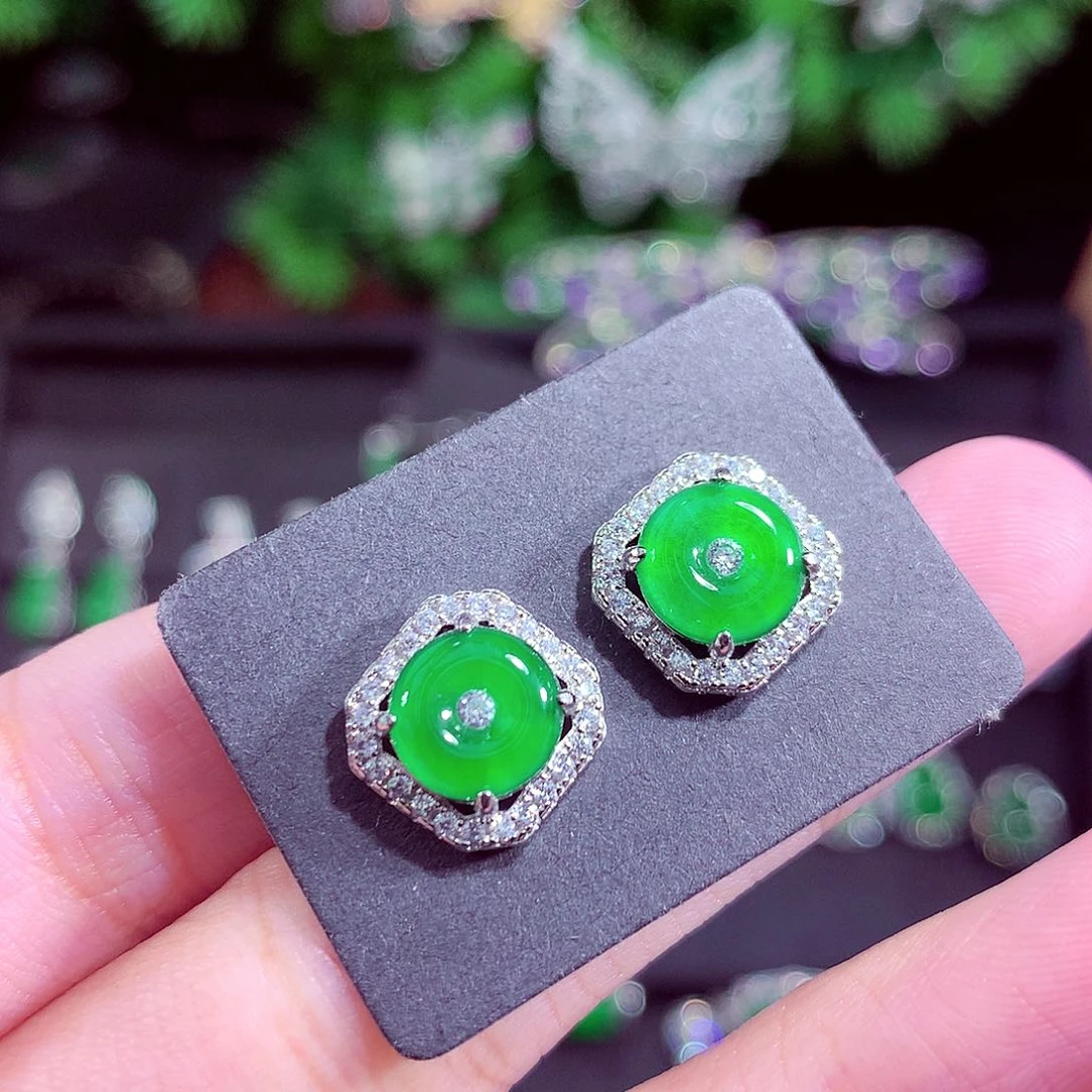 颈饰未镶嵌翡翠天然