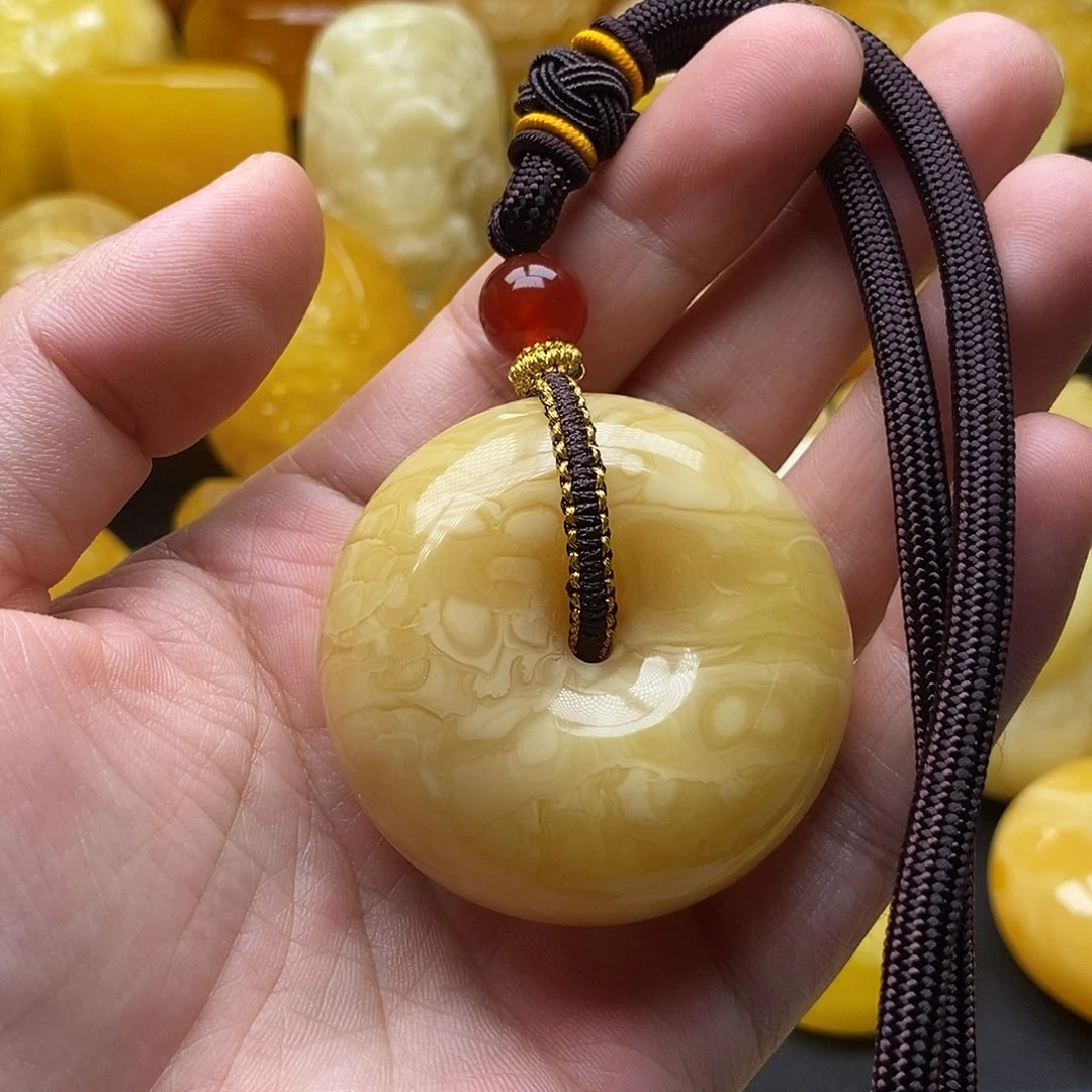 琥珀颈饰未镶嵌琥珀蜜蜡吊坠