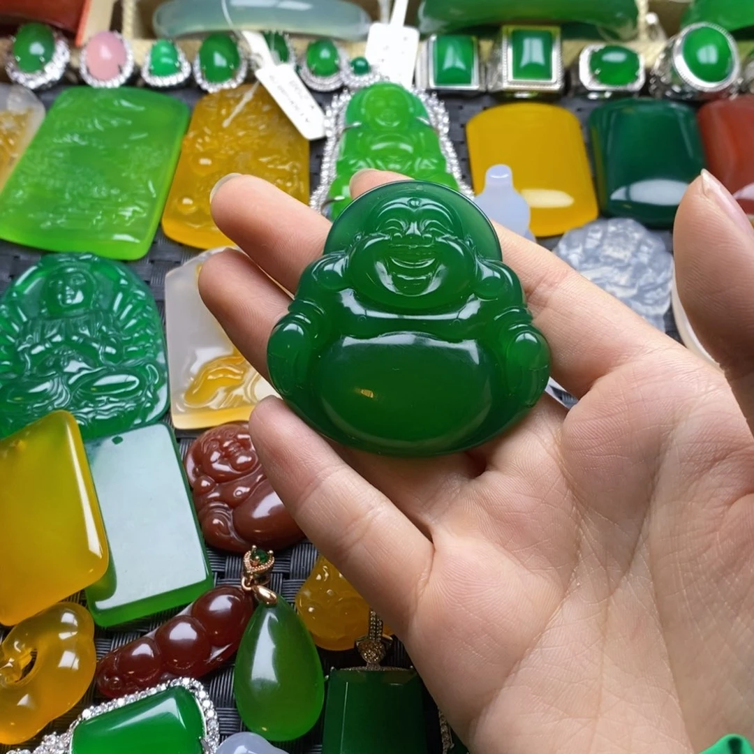 用***6玛瑙/玉髓未镶嵌颈饰