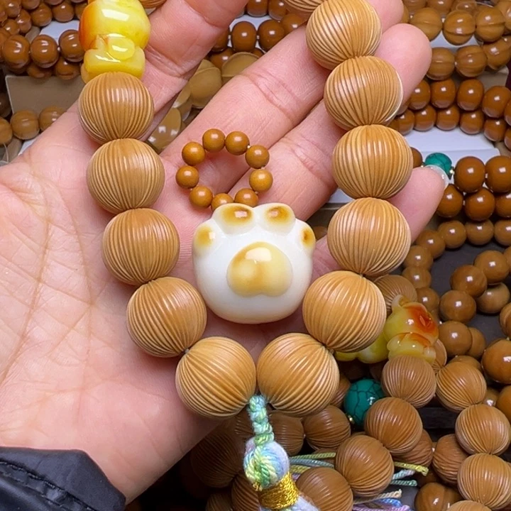 吊坠橄榄核聚宝盆