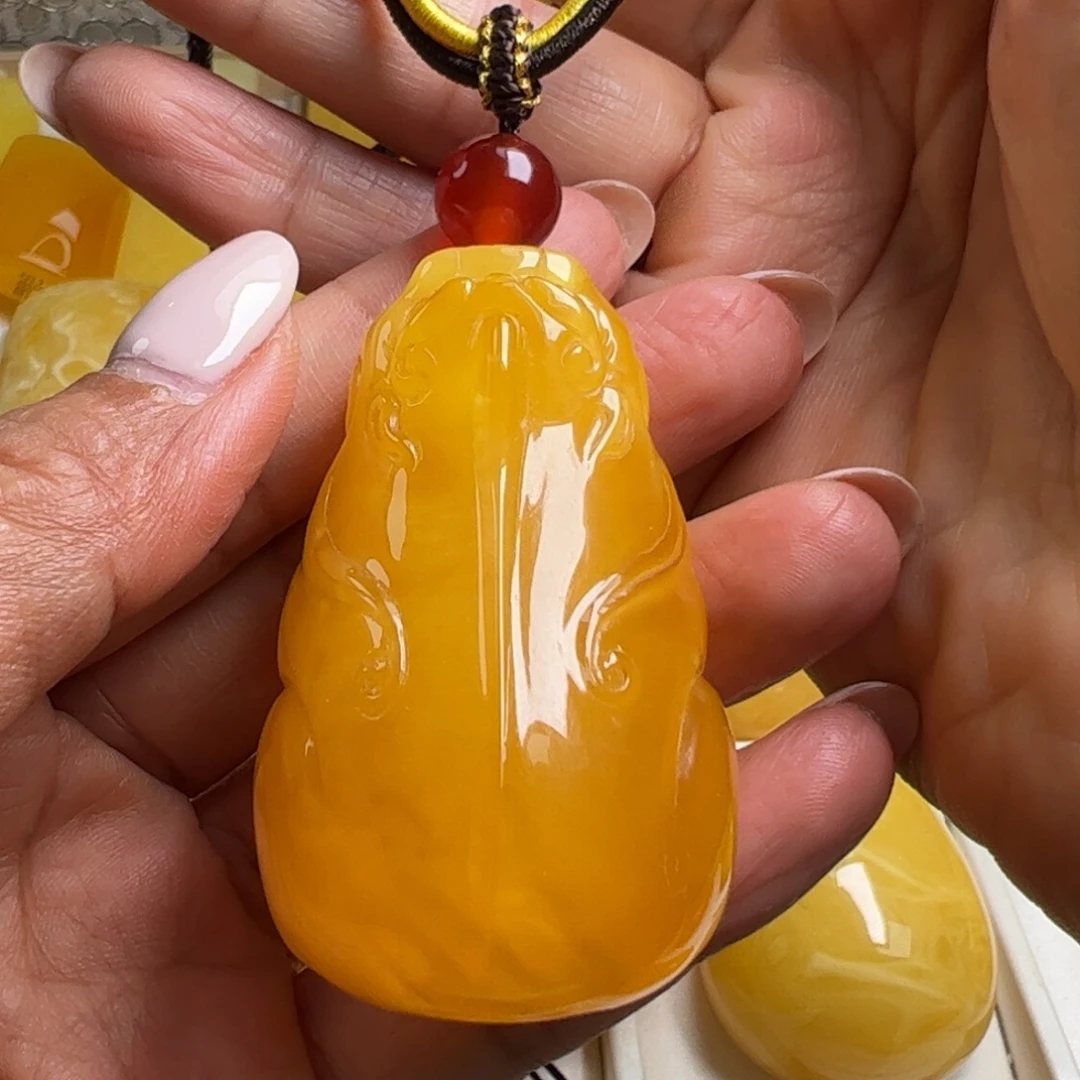 蜜蜡毛衣链未镶嵌无烤色无优化无补胶无煮蜜无辐照