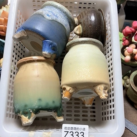 紫砂花盆一**行333微瑕品口径6厘米左右的