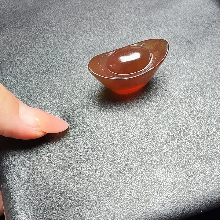 琥珀未镶嵌珠宝奇石吊