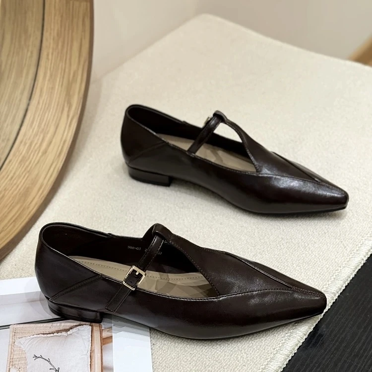 粗跟尖头四季通用单鞋平底鞋黑色复古复古风日系22-10