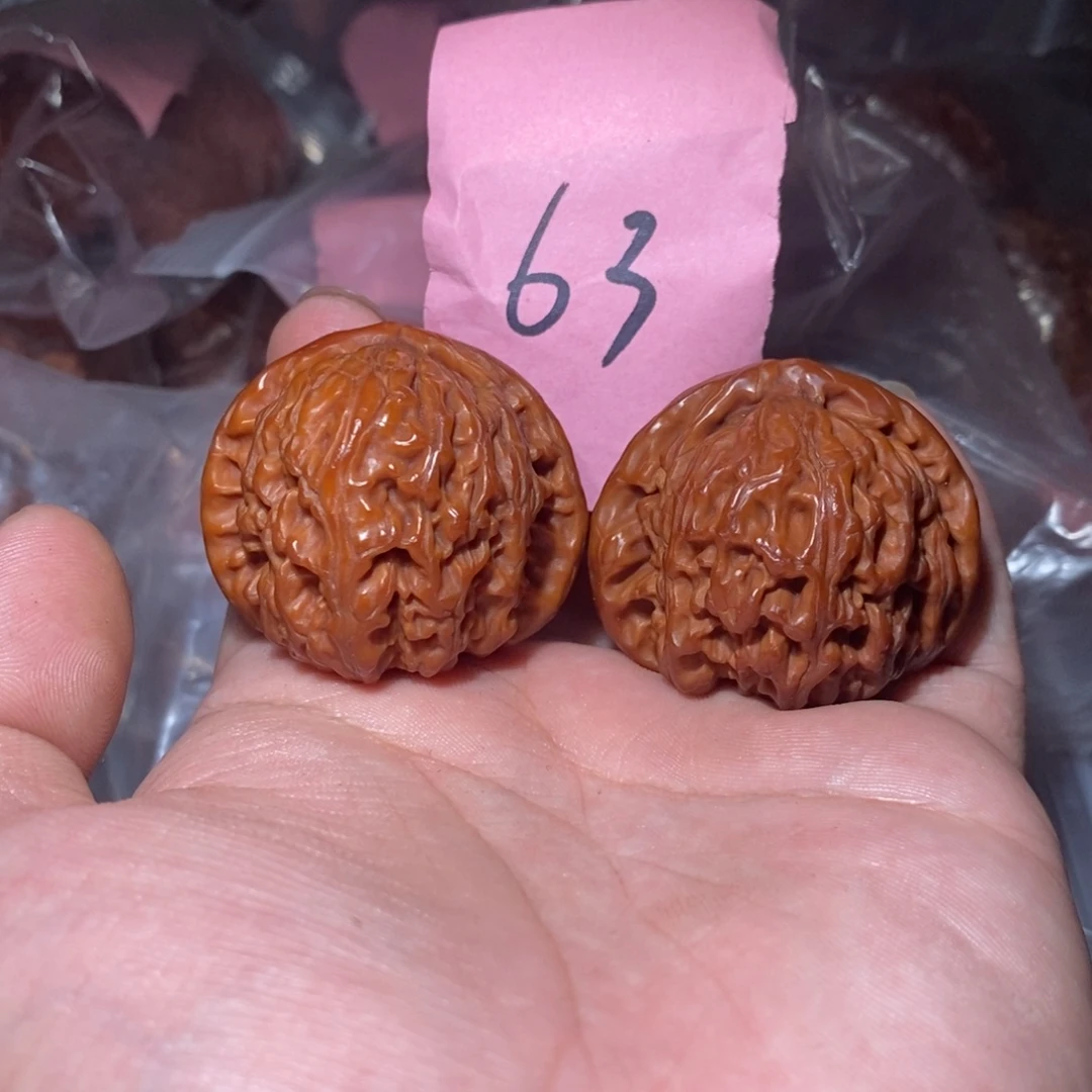 文玩核桃把件41三角白