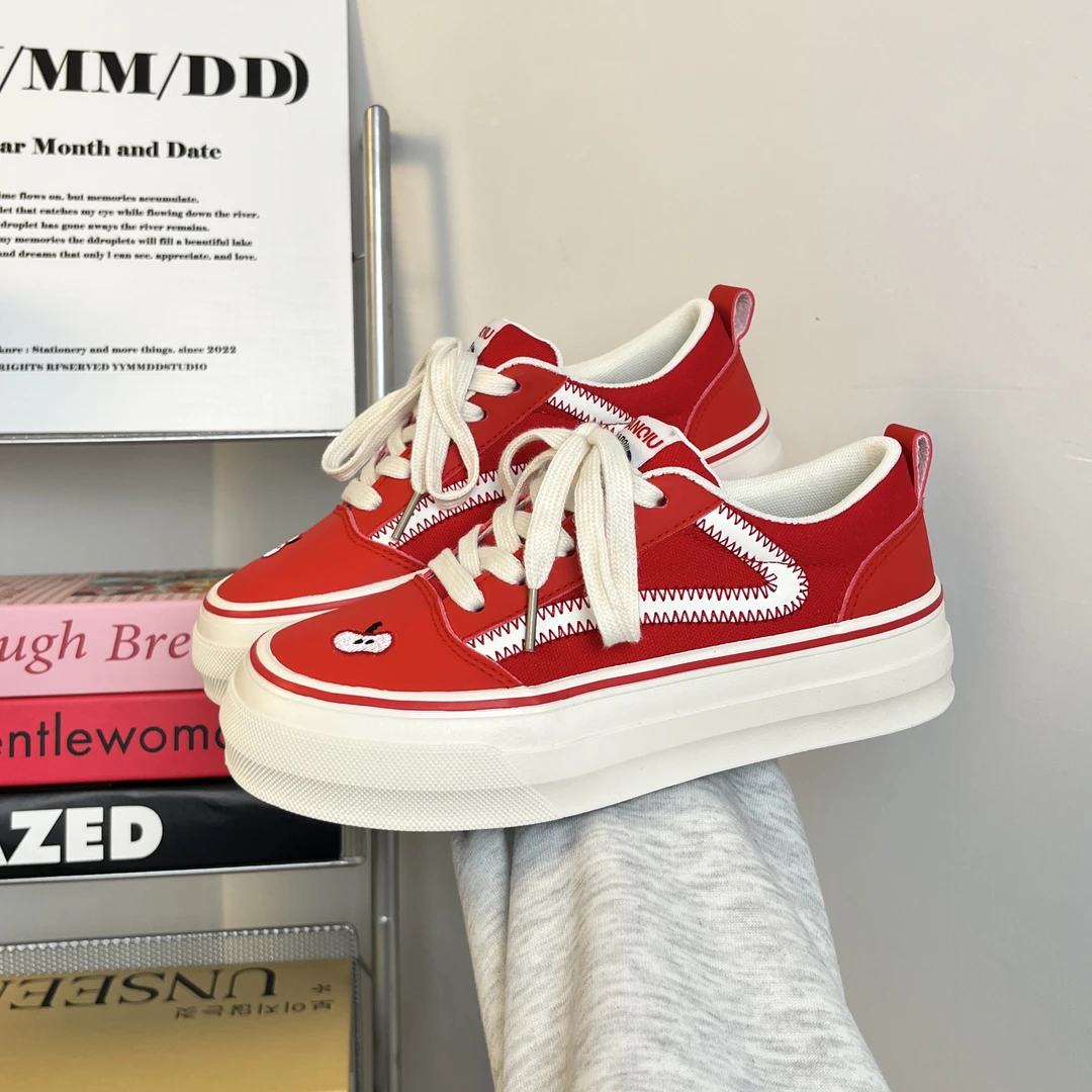环球女鞋红色板鞋女款2025新款爆款滑板鞋百搭德训鞋厚底休闲鞋子