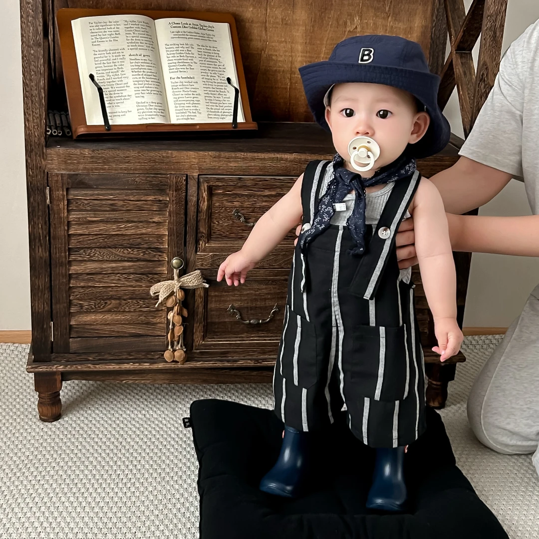 宝宝夏季套装婴儿韩系薄款无袖背心背带裤两件套小月龄男童夏衣服