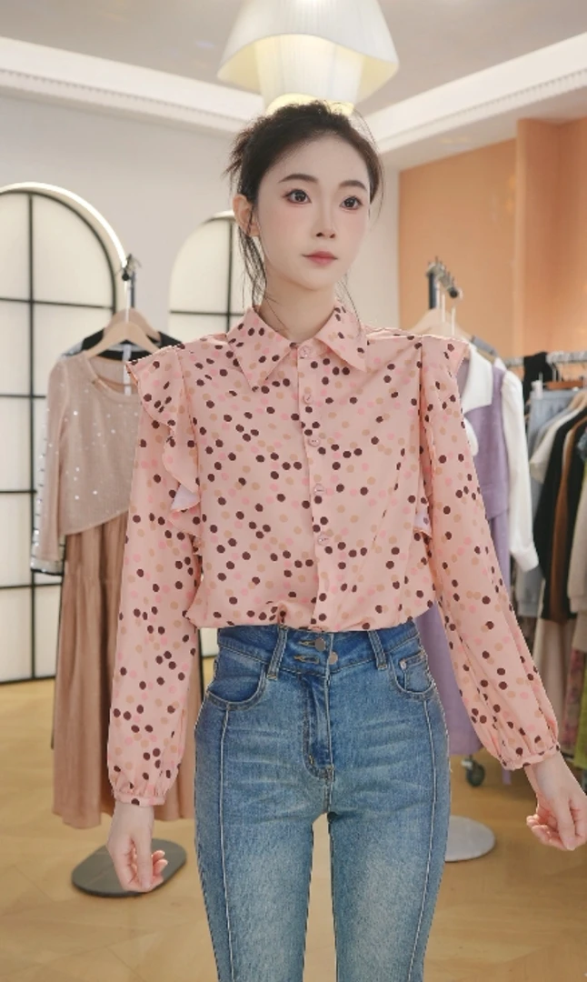 F3030显瘦气质洋气秋季波点设计感减龄时尚长袖小衫