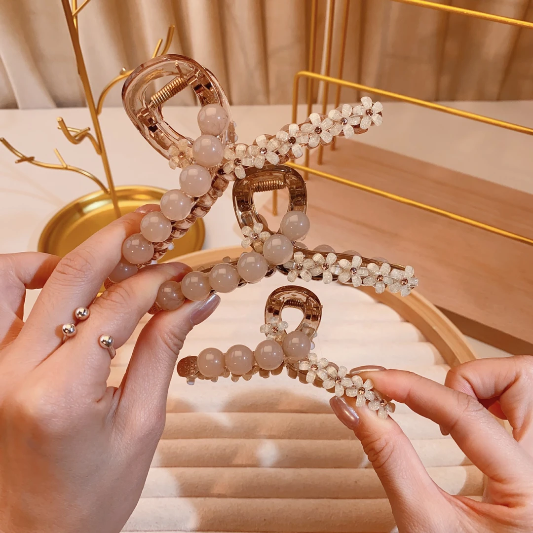 夏日钜惠新款高级感夏日珠珠黄水晶抓夹优雅贵气中号高马尾抓夹