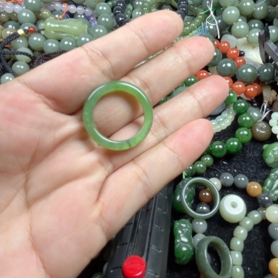 手串未镶嵌和田玉?**?