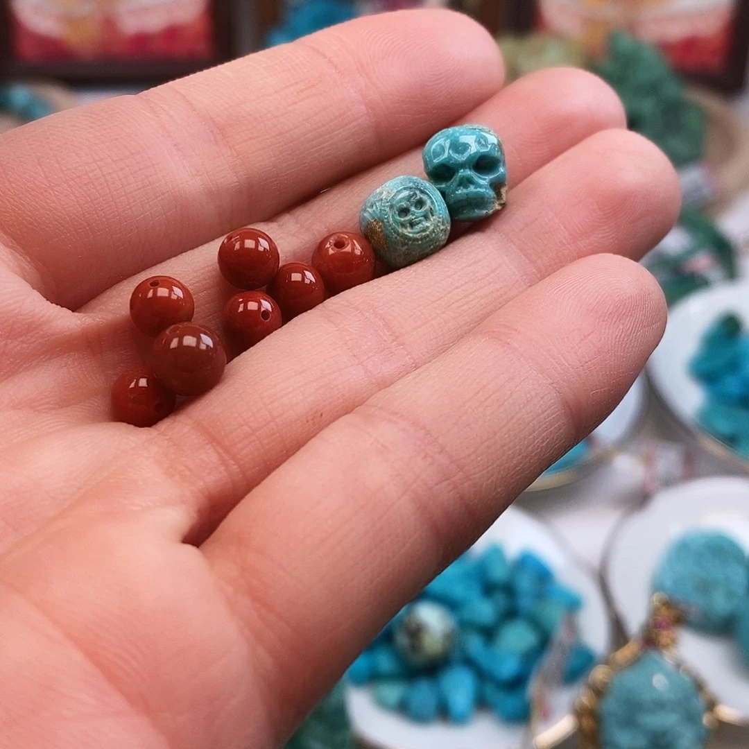南红玛瑙未镶嵌珠宝奇石