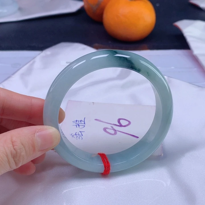 翡翠手镯未镶嵌5858575855859