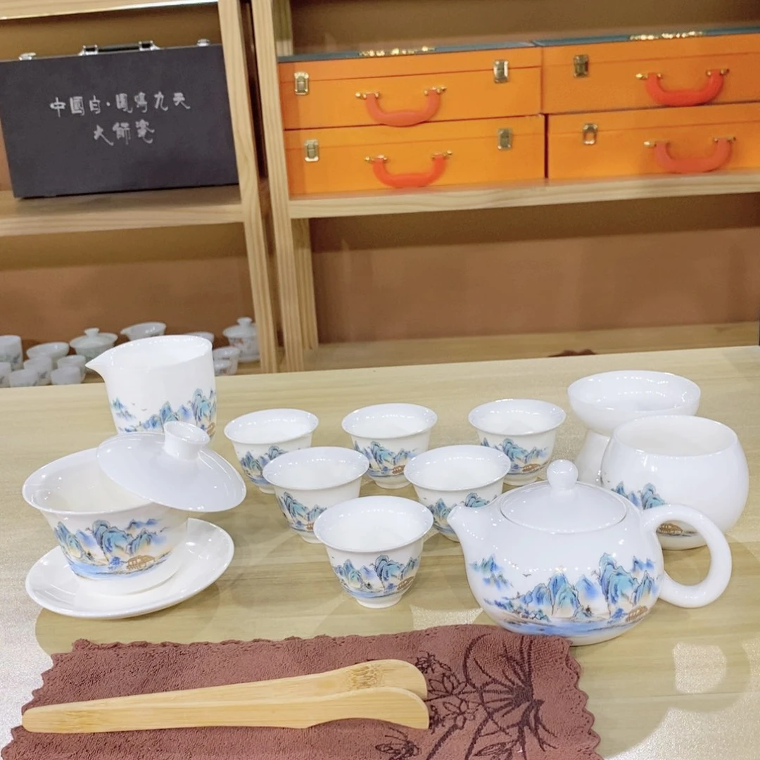 瓷片山水雅居羊脂玉套装