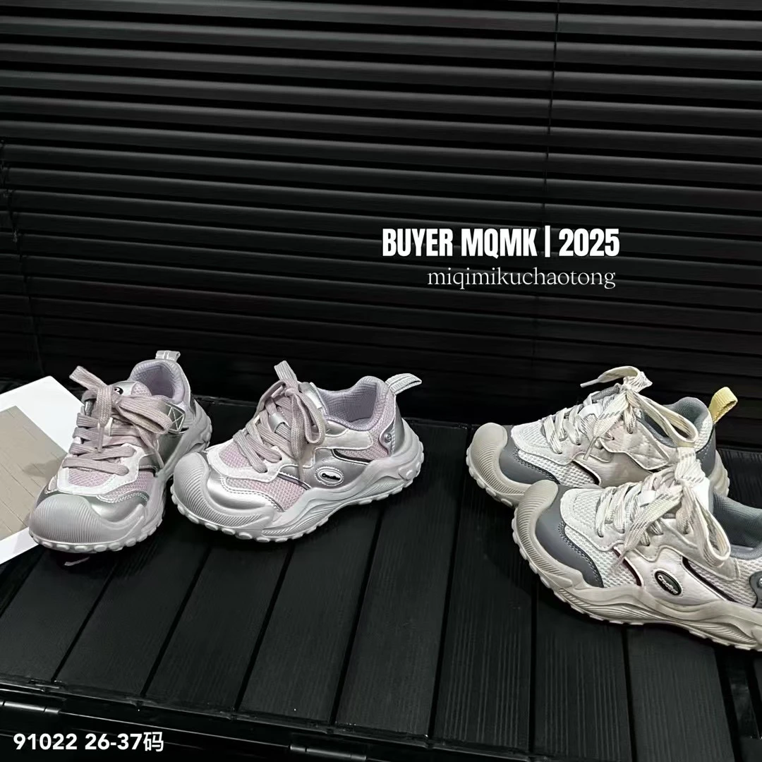 2025年春季儿童新款运动鞋  超轻防滑底