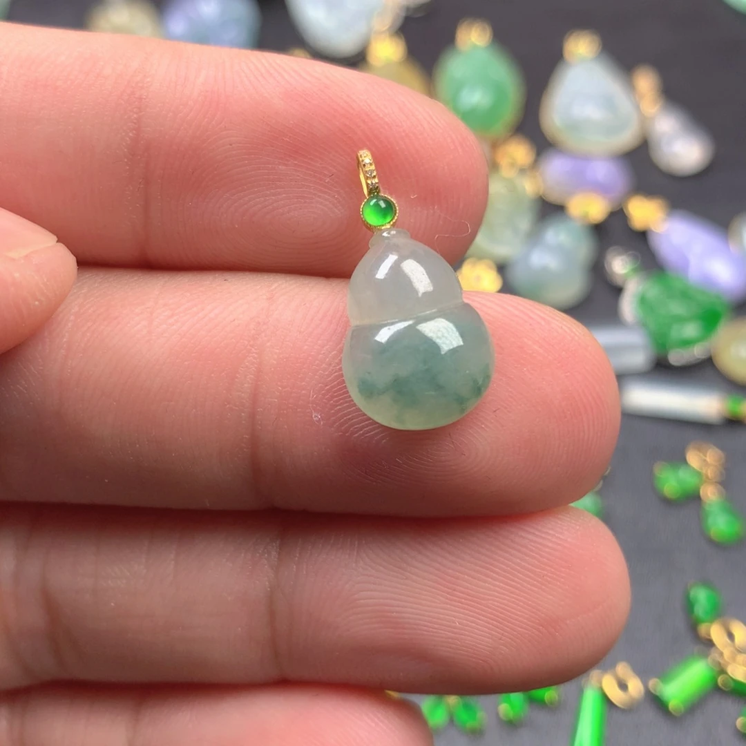 【闪购商品】颈饰18K金镶嵌翡翠翡翠