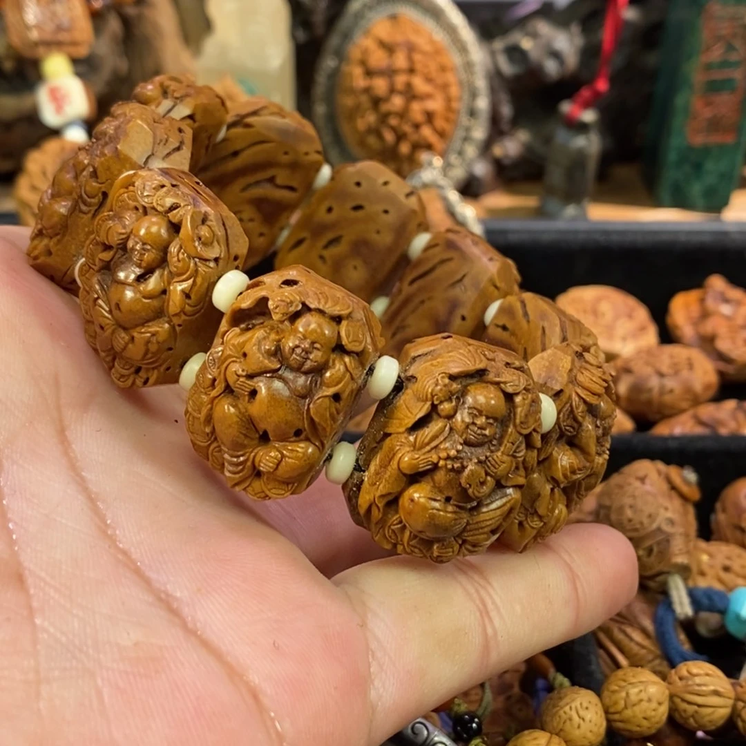 十方弥勒潍坊核雕桃核雕刻