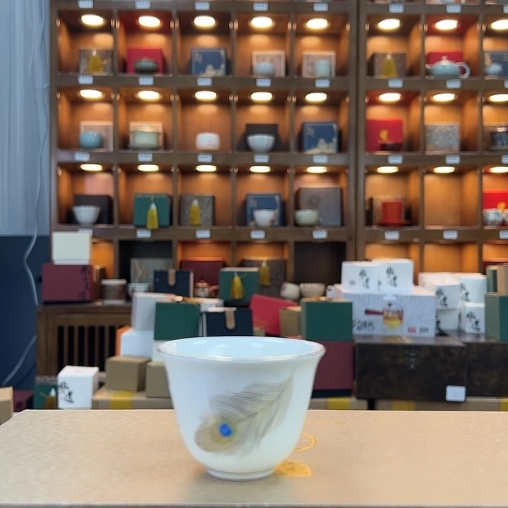 杯哈哈你也是哦我也是哦