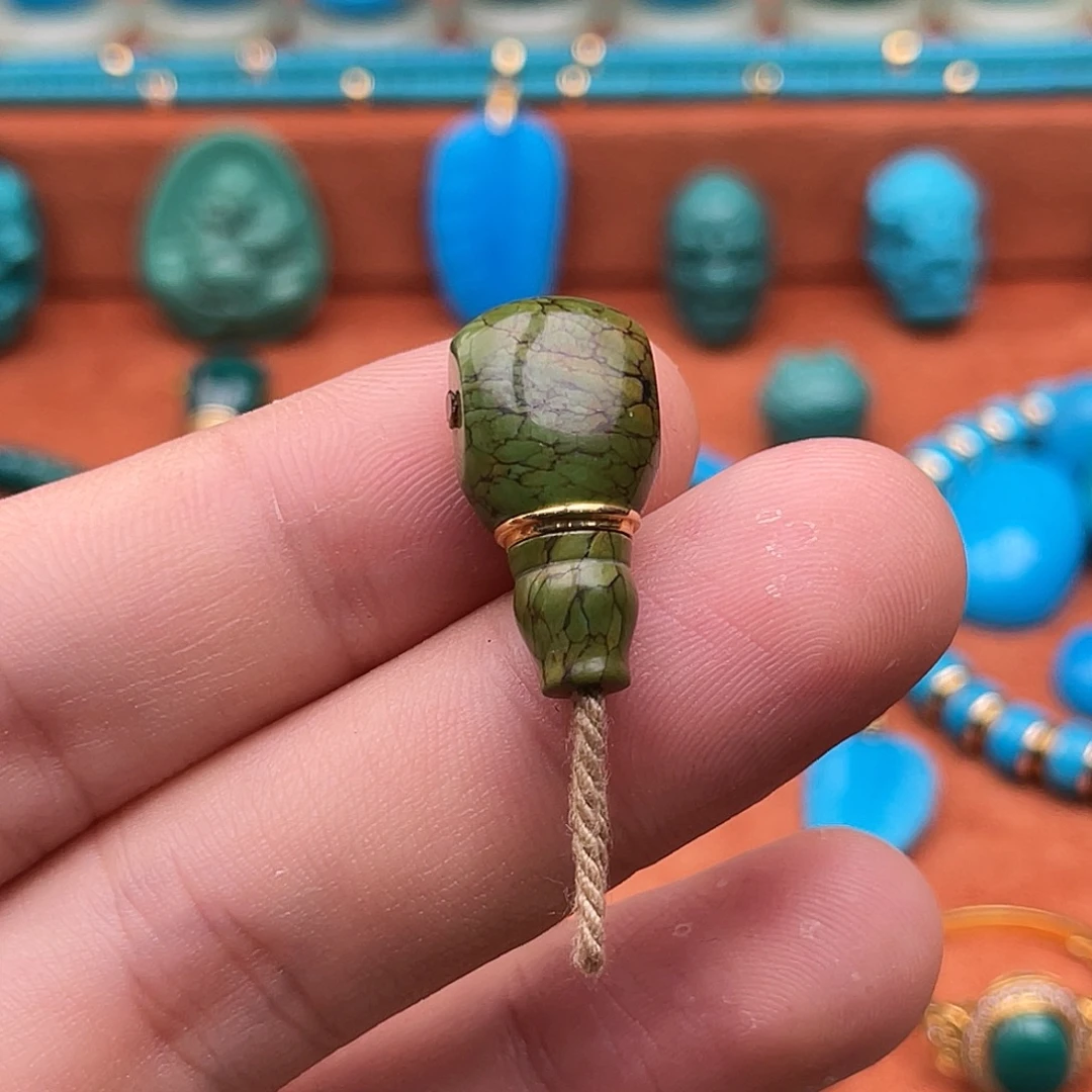 绿松石18K金镶嵌珠宝奇石