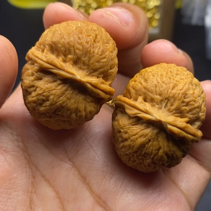 文玩核桃把件37尺密纹元宝