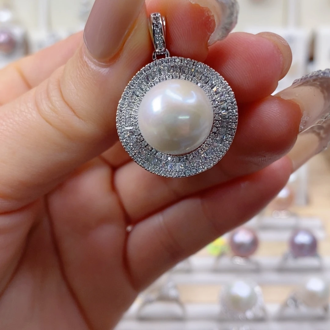 淡水珍珠吊坠(赠链)合金