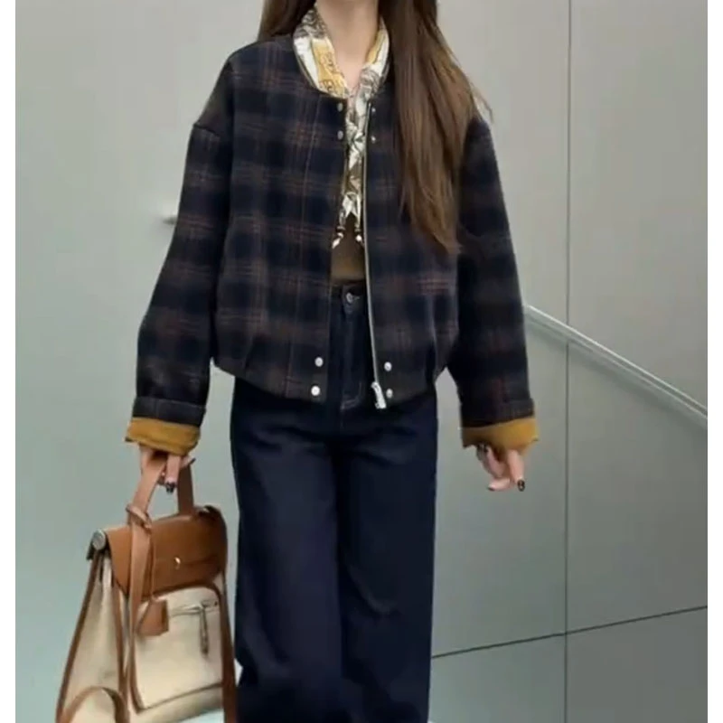 韩系时尚简约圆领外套女2025年秋冬季新款小个子气质时尚短款上衣