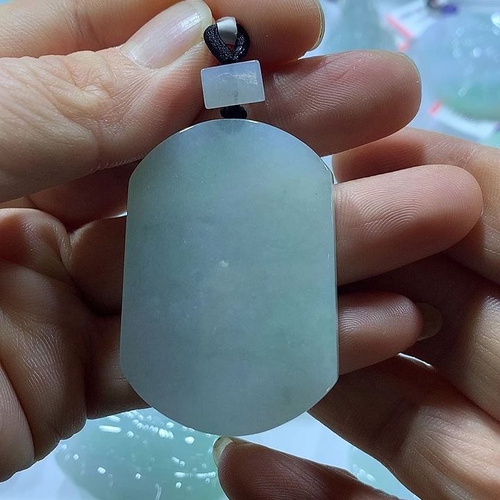 翡翠未镶嵌颈饰天然翡翠A货吊坠