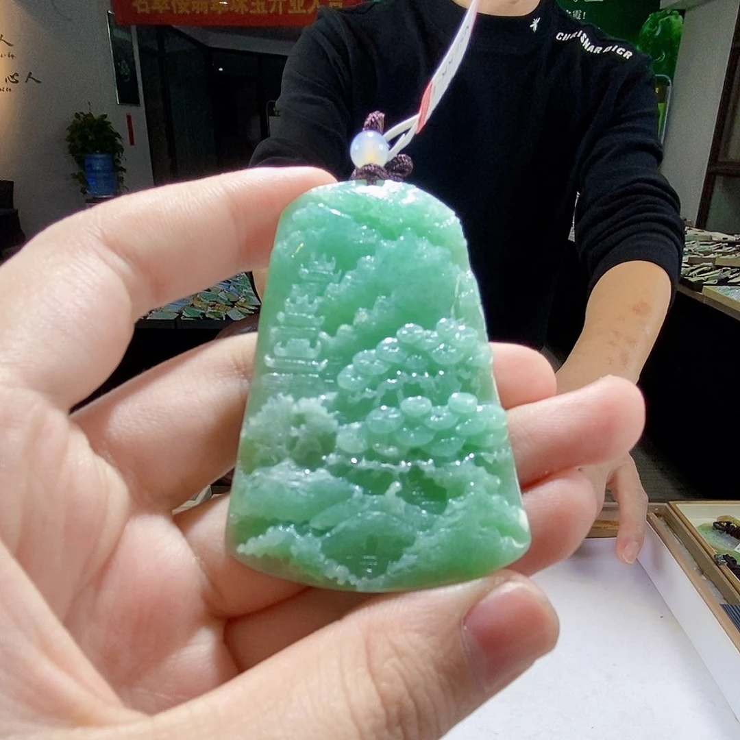 颈饰未镶嵌翡翠翡翠