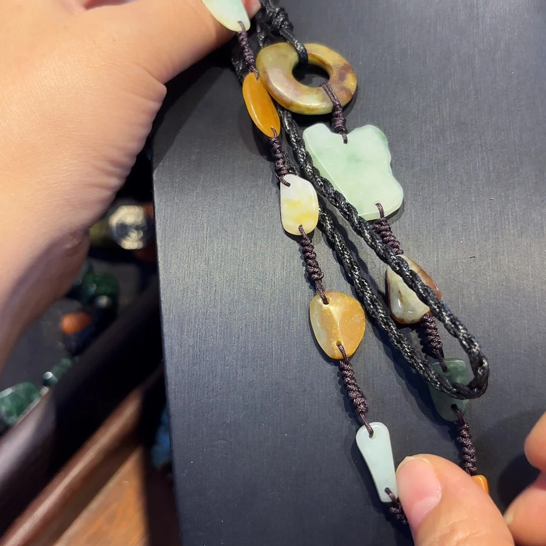 翡翠未镶嵌颈饰原创