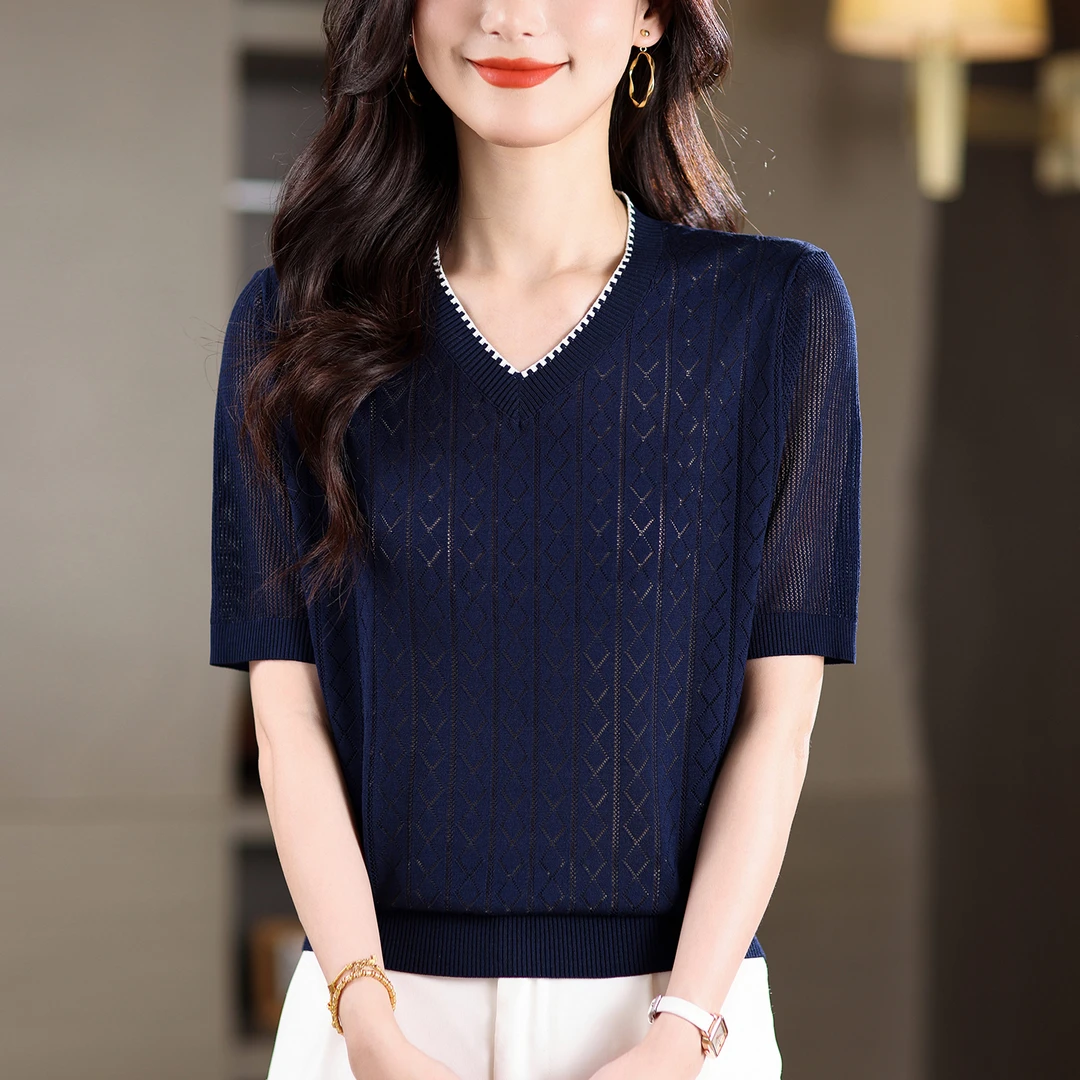 大码女装夏装胖mm冰丝针织衫女士短袖t恤遮肚子巨显瘦v领镂空上衣