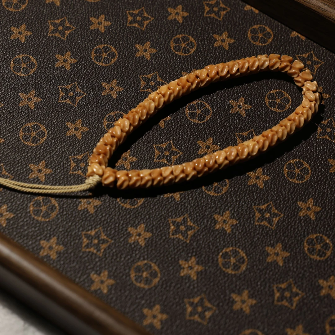 【天选文玩】龙脊菩提龙骨手持8mm左右 0124