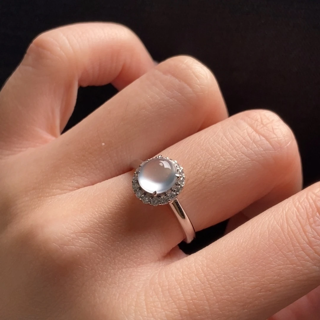 翡翠18K金镶嵌戒指玻璃种