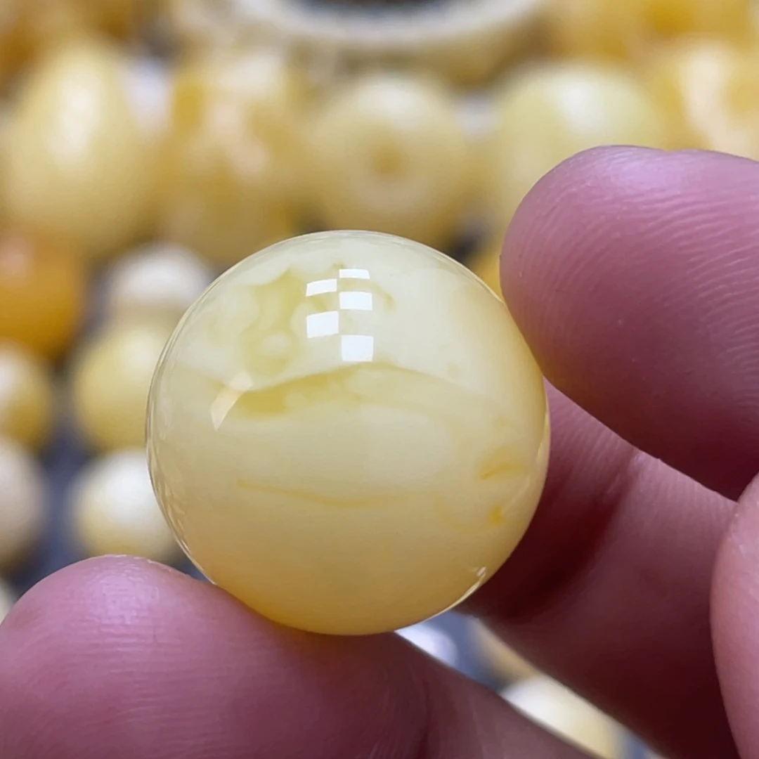 蜜蜡未镶嵌裸石19.3mm