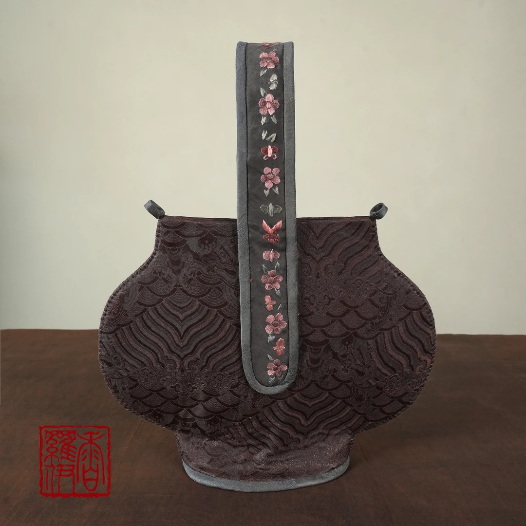 无品牌传统复古绣花中式手挎包