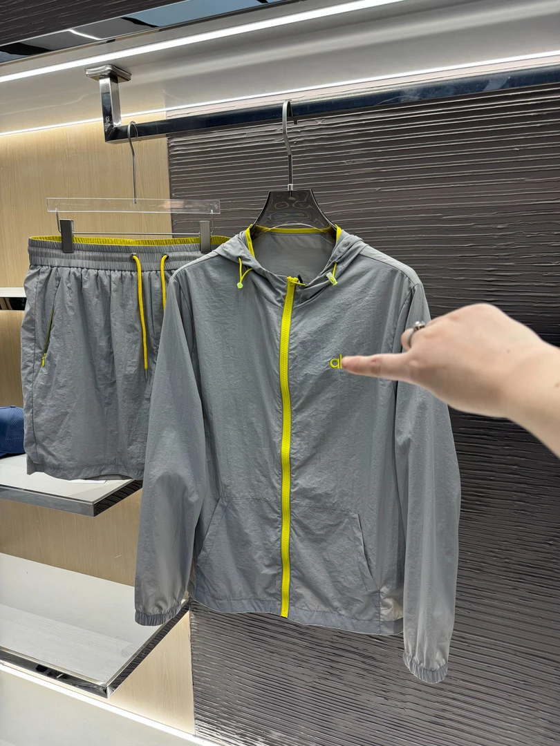 刘婧雅ME男女同款休闲运动套装户外薄款夏季防晒衣