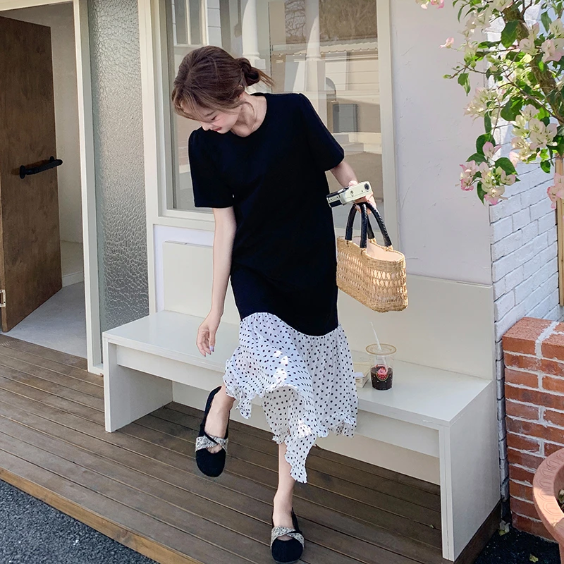 黑色慵懒风不规则花边拼接波点连衣裙女2025夏季新款少女感T恤裙