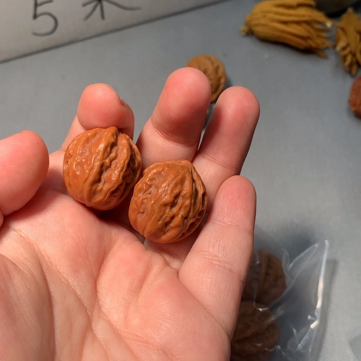文玩核桃把件八筋757