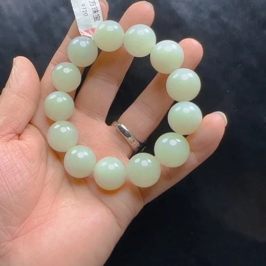 未镶嵌手链和田玉卡17➕无裂口无黑点9720