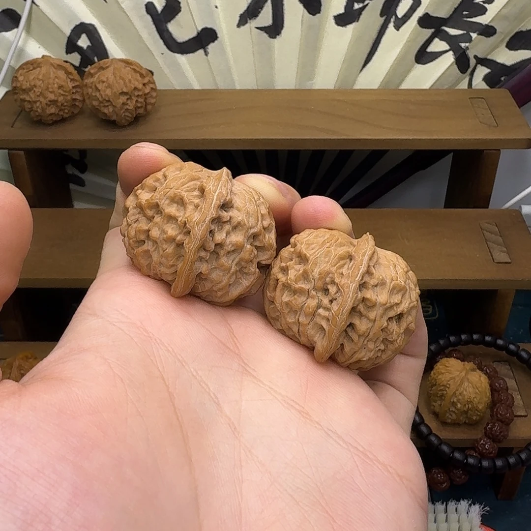 文玩核桃吊坠野生麒麟元宝