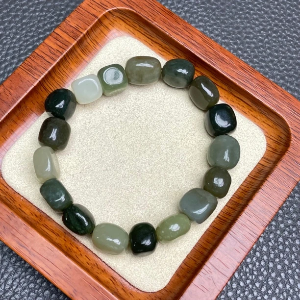 1063和田玉方糖手串（多样性发一个）