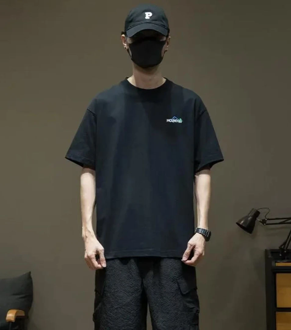 《黑色》小众设计时尚潮流短T-35080