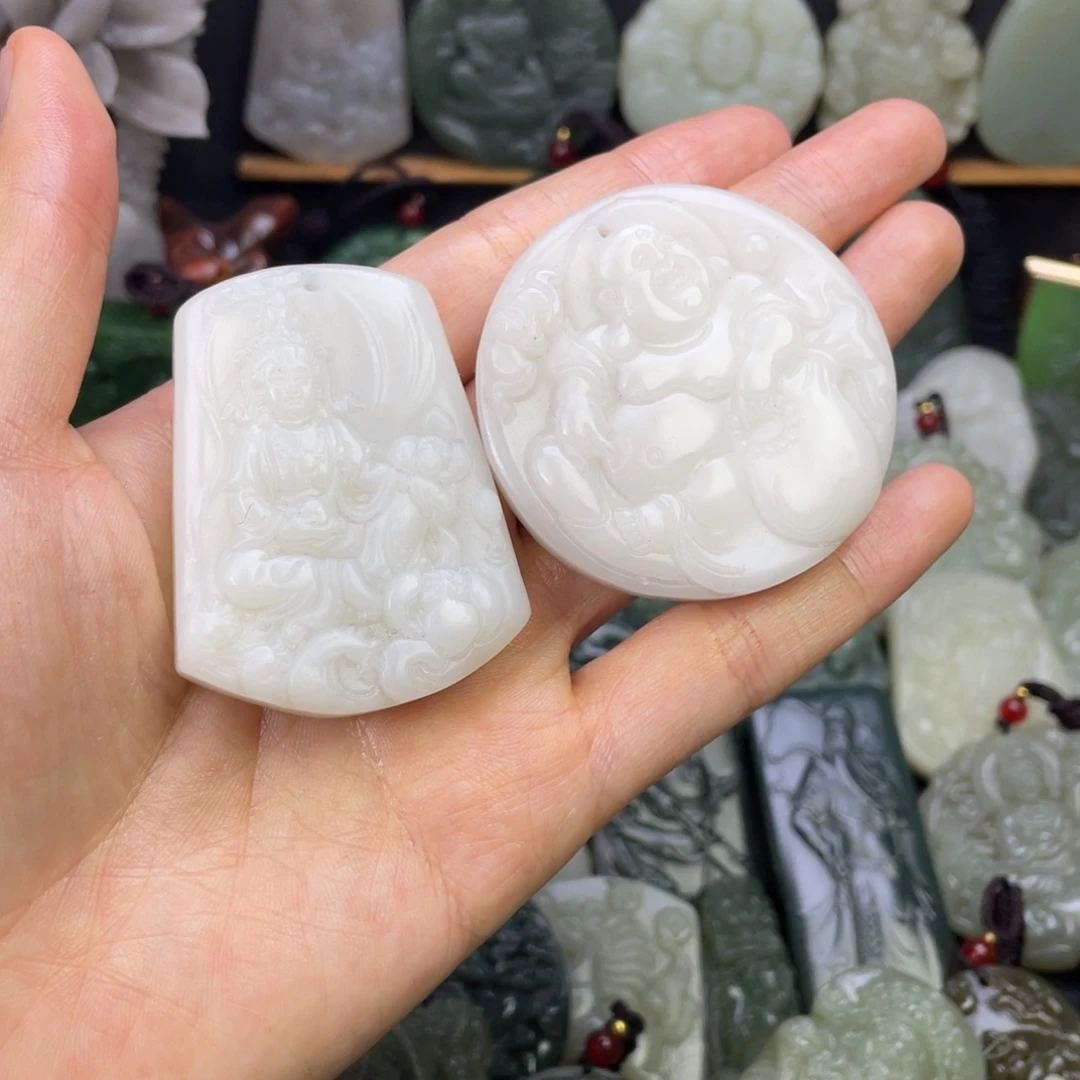 和田玉未镶嵌颈饰