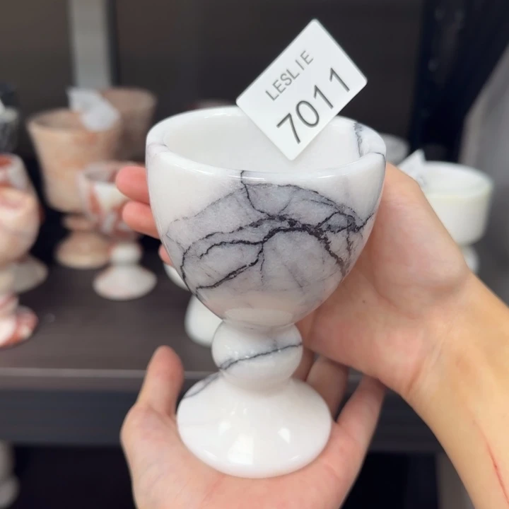 X011.            罐蜡。  味道自选