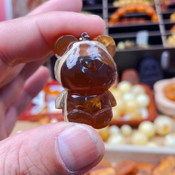 琥珀颈饰未镶嵌吊坠