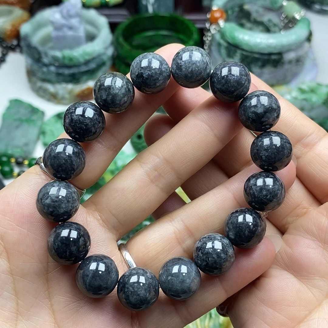 颈饰未镶嵌翡翠手串