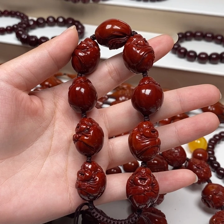 1***前橄榄核雕刻工艺的发展