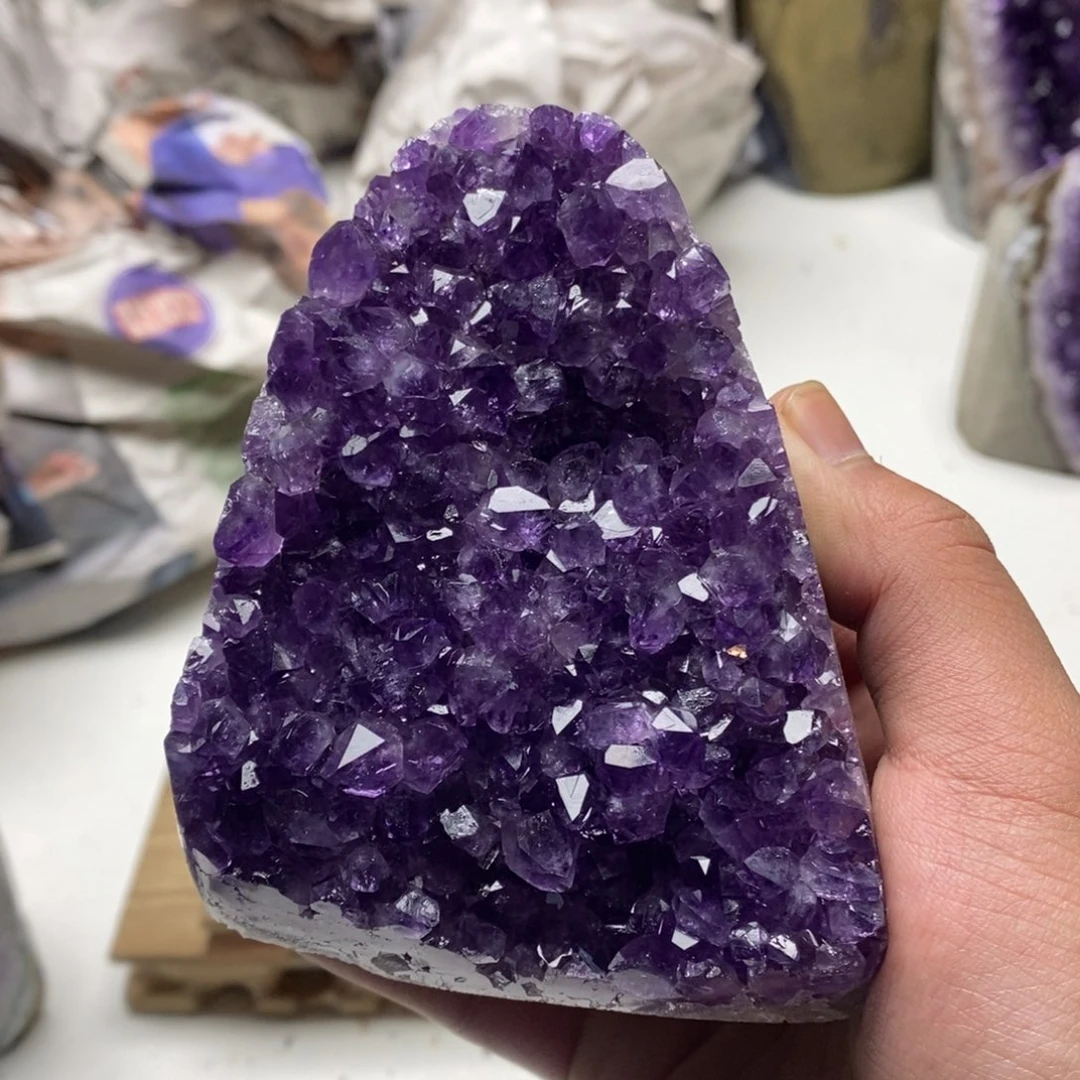 未镶嵌水晶珠宝半成品