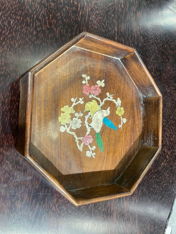老花梨木镶嵌八棱盘