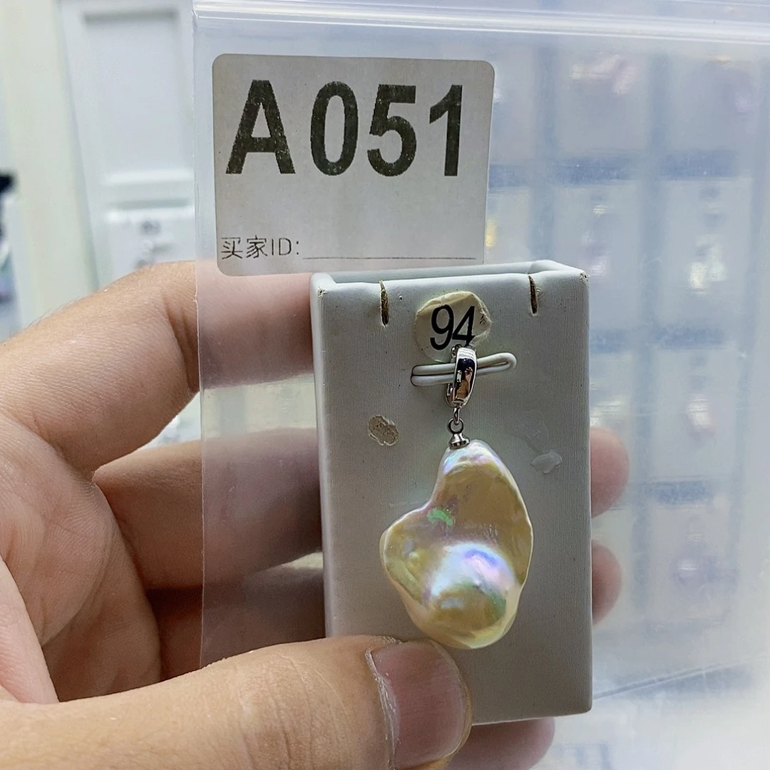 淡水珍珠颈饰合金