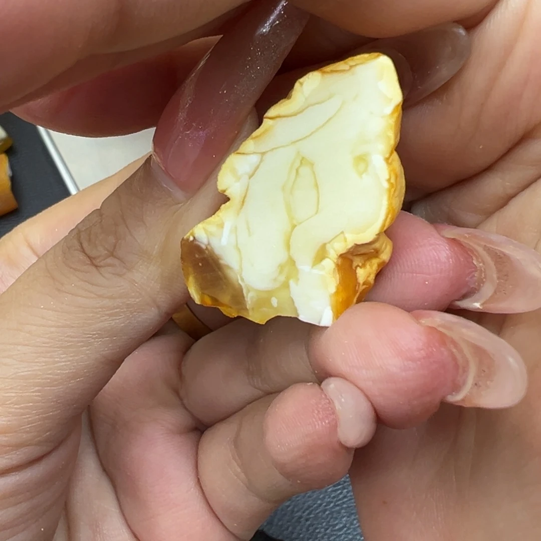 定制琥珀未镶嵌一****C蜜蜡